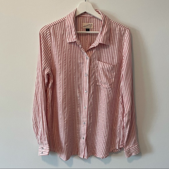 Universal Thread Pinstripe Button Up Shirt - Picture 12 of 12